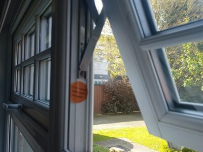 Window Hinge Replaced (5)